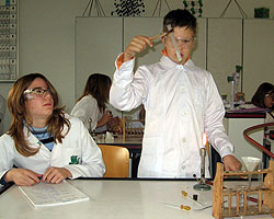 chemie-04-250x200